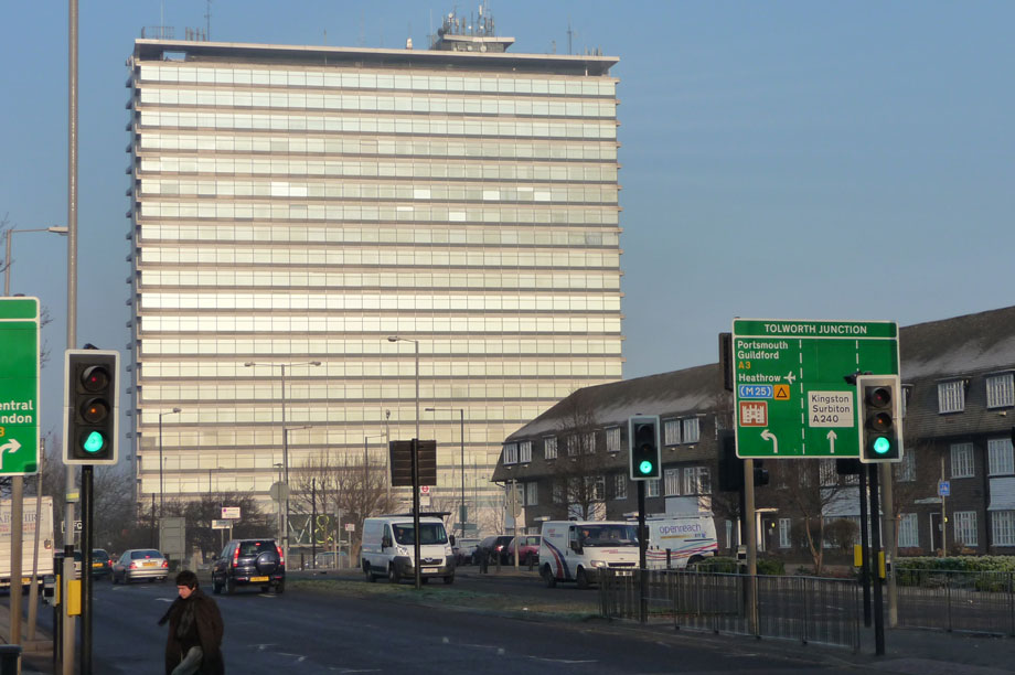 Cab Service in Tolworth